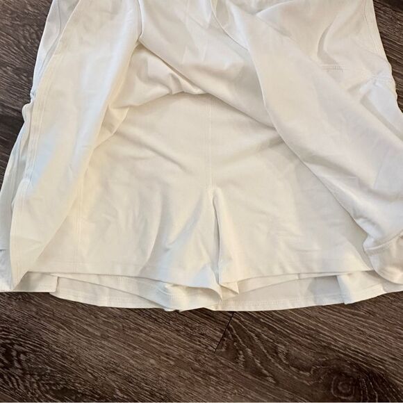 Old Navy High-Waisted PowerSoft Mini Skort New - Picture 4 of 5